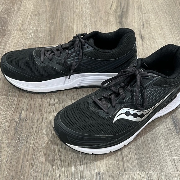 SAUCONY Women’s Size 10.5 Echelon 8 Support Frame FormFit Black Running Shoe - Picture 6 of 11